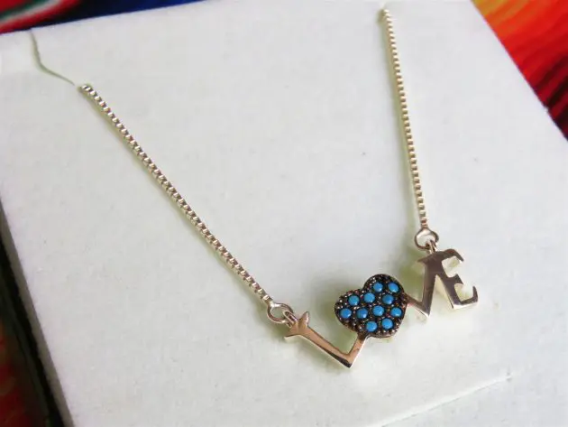 Collar de Plata LOVE