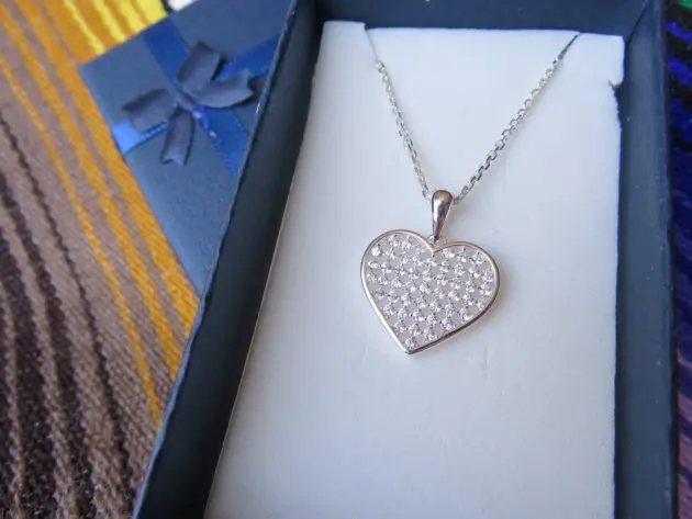 Cadena de Plata con Corazón